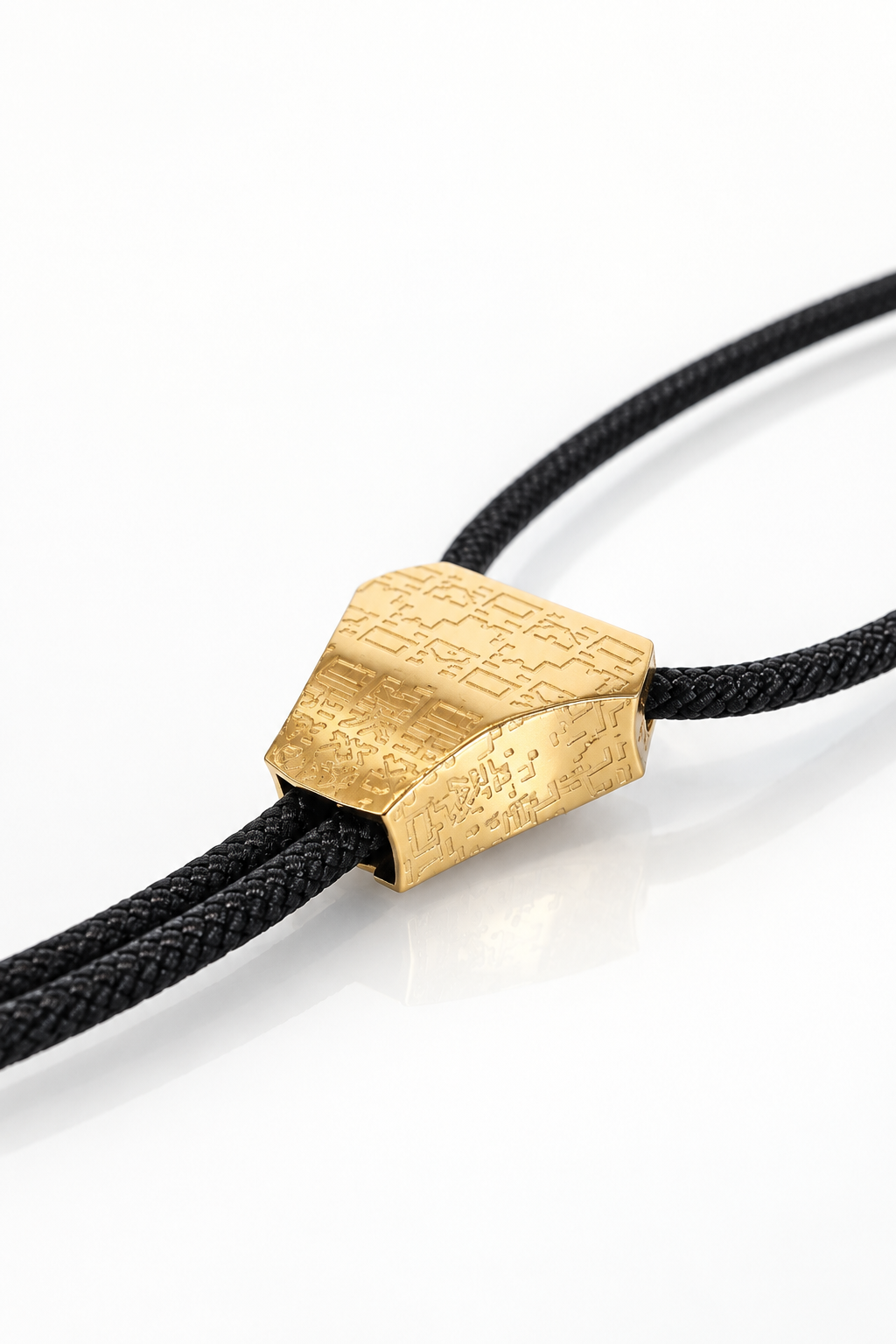 PRESENCE BOLO TIE