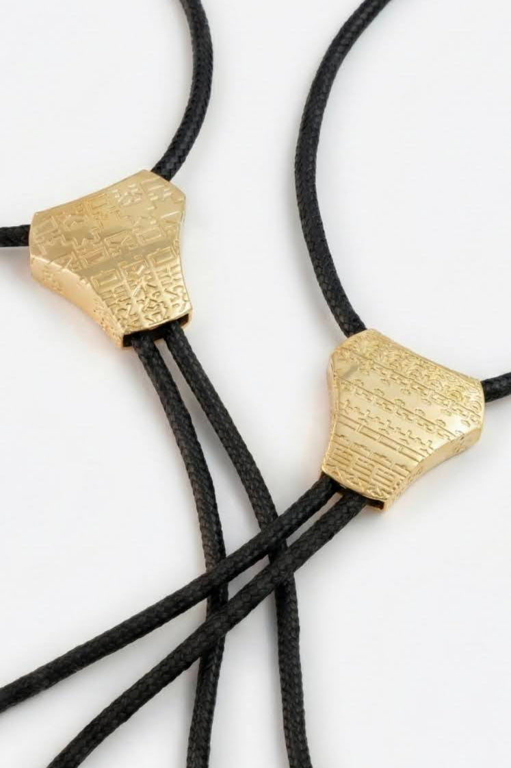 GRACE BOLO TIE